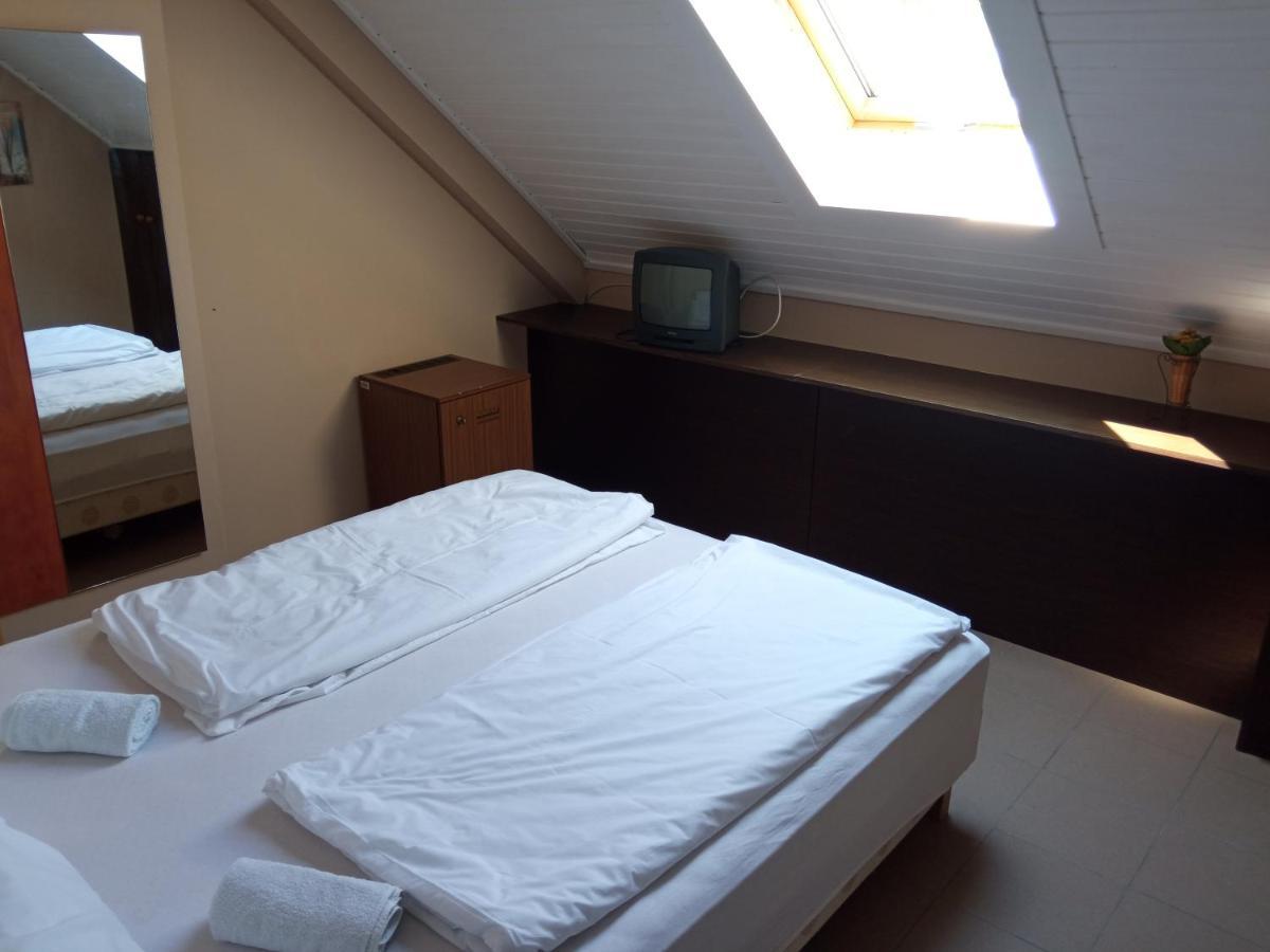 Retro Hotel Merid 자르마디 외부 사진